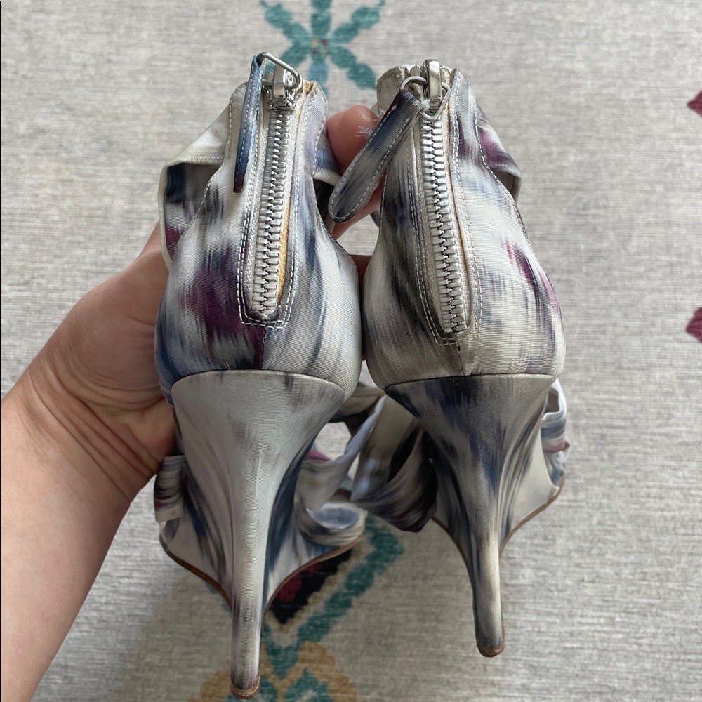 Burberry Ikat print Mustoe wedge sandals - Picture 4 of 8